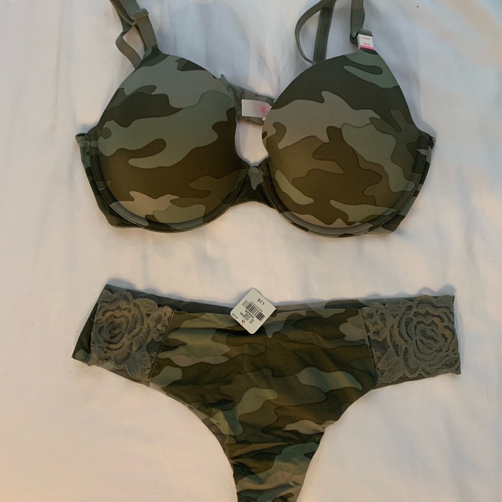 Pink VS Camo Bra w/thong panties